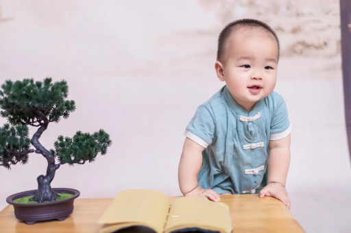 清镇孕妇显怀是几个月